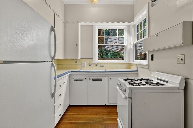 Photo - 713 SE 27th Ave