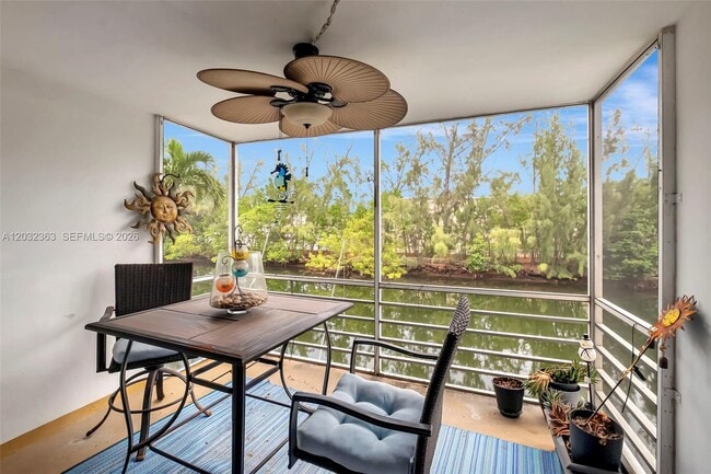 Photo - 3660 NE 166th St Unidad 205