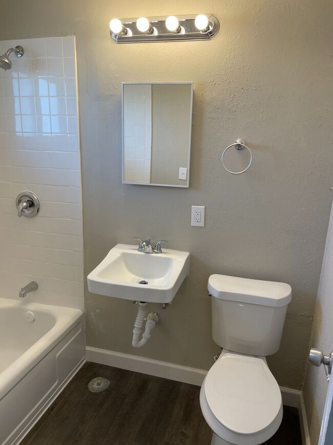 Photo - One Forty Flats