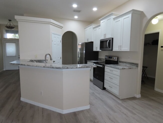 Photo - Spacious 4 Bedroom Pool Home Plus Addition...