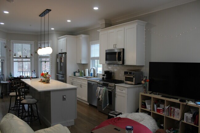 Photo - 153 Foster St Unit 1