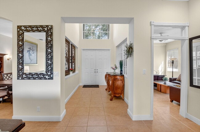 Photo - 9826 Vía Amati