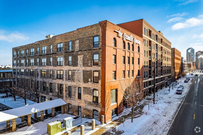 Photo - Lindsay Lofts
