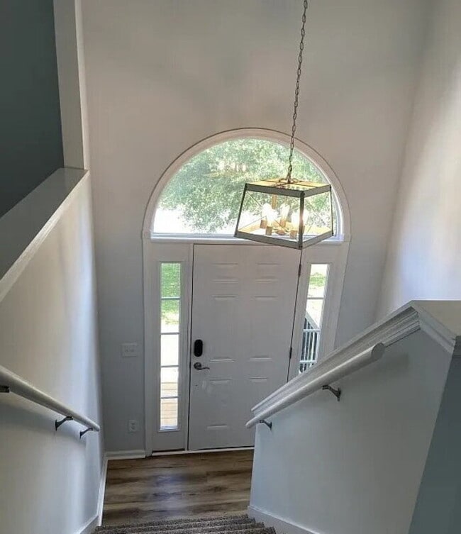 Photo - 129 Ridgewood Cir