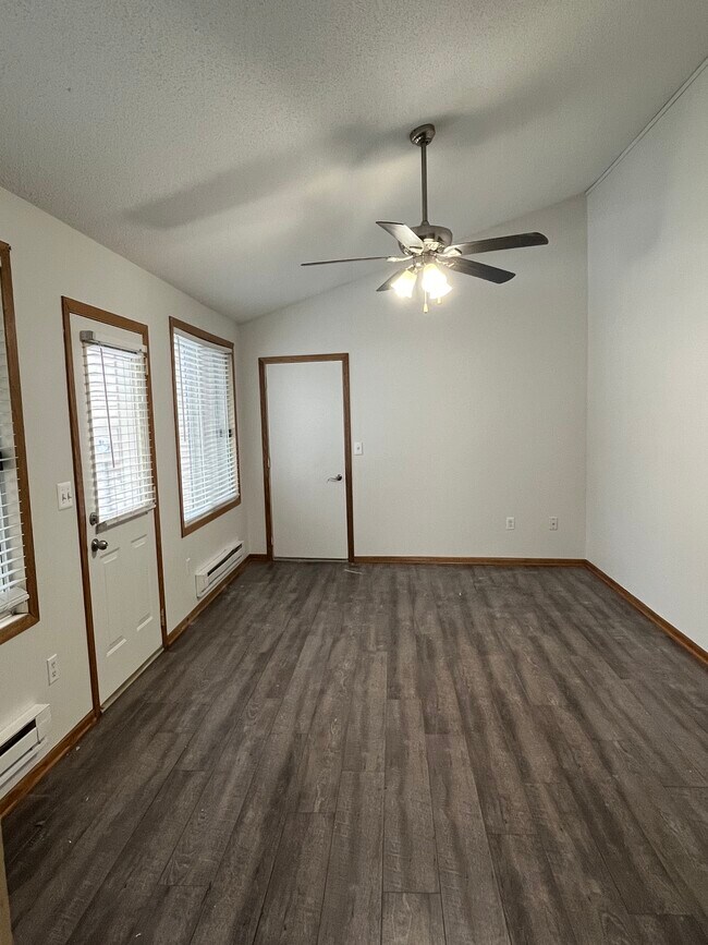 Photo - 15962 Granada Ave