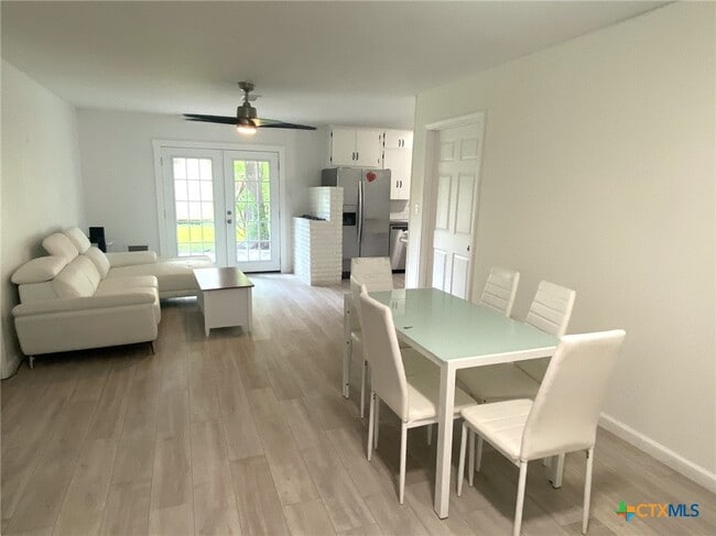 Photo - 2701 W Scott Blvd