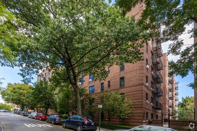 Photo - 3840 Greystone Ave