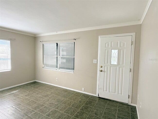 Photo - 4935 Emerson Ave S