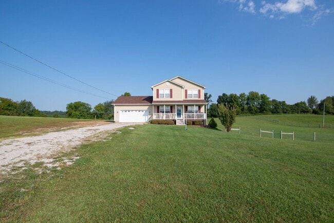 Photo - 650 Farmington Dr