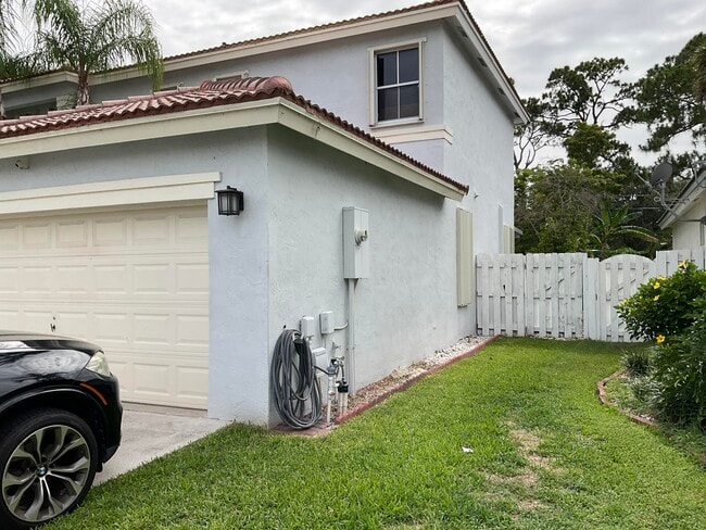 Photo - 6566 Spring Meadow Dr