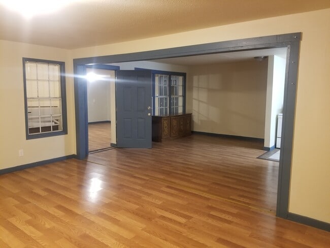 Photo - 1023 Rigsby Ave Unit # B