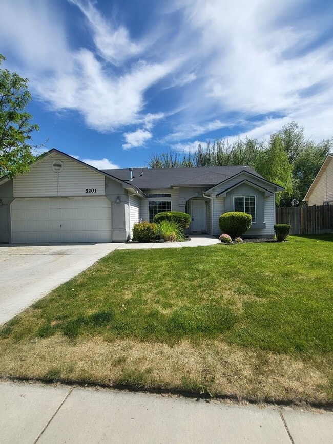 Photo - Cute Caldwell Home