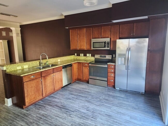 Photo - 3/2.5 Luxury Townhome in All Saints distri...