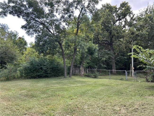 Photo - 12828 Trammel Dr