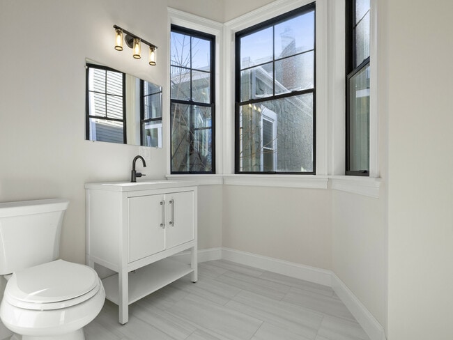 Photo - 48 Woodward St Unit 3