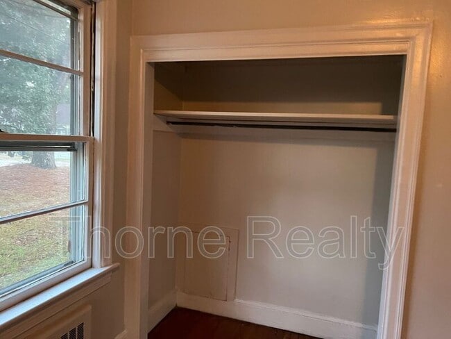 Photo - 422 N Mercer St