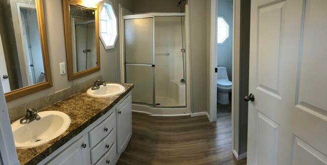 Photo - 10717 N Branch Rd