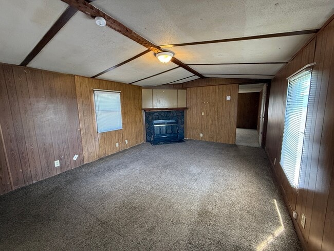 Photo - 100 Herman Ln