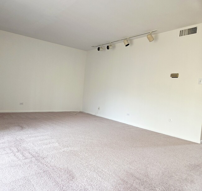 Photo - 150 Fountainview Ln Unit 3B