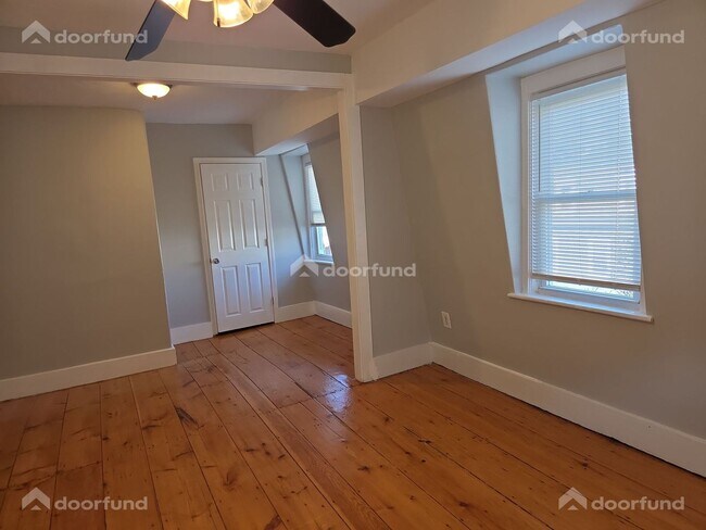 Photo - 17 Wachusett St Unit 3