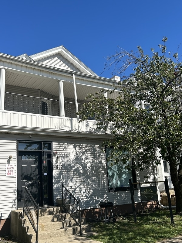 Building Photo - 1212 S 7th St