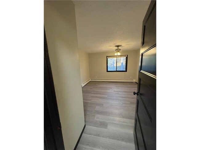 Photo - 907 Coulee Rd Unit 204