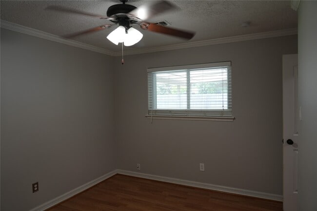 Photo - 17115 Kings Walk Ln