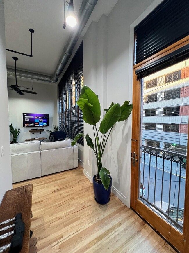 Photo - 338 Grove St Unit 2C