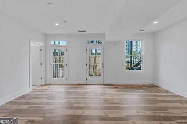 Photo - 2909 Peachtree Rd NE Unit 106