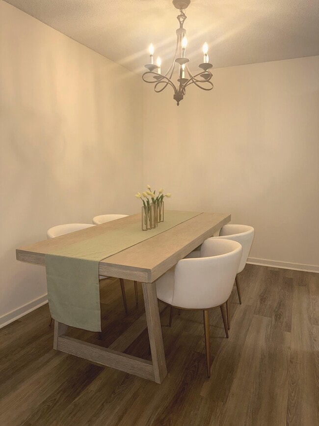 Lexington Pointe Apartment Homes