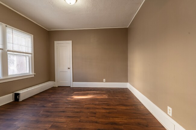 Photo - 1917 N Newton Ave Unit FL 1