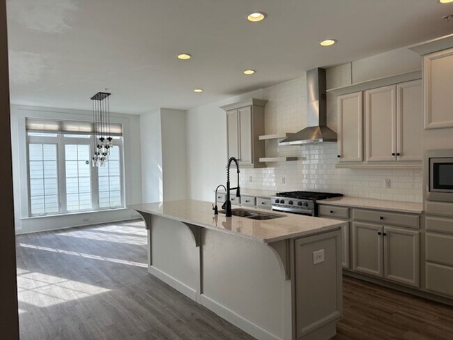 Photo - 205 Hoke Farm Way