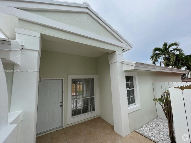 Building Photo - 11341 SW 63rd Terrace Rental