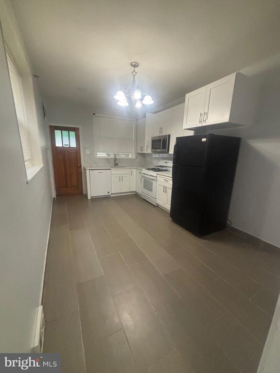 Photo - 3077 Aramingo Ave