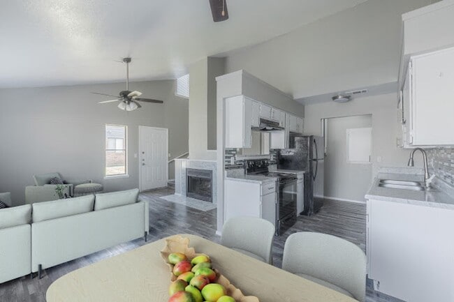 Photo - Spacious Two Bedroom Townhome with Private Patio!