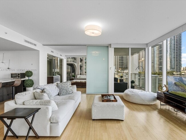 Photo - 1040 Biscayne Blvd Unit 1107