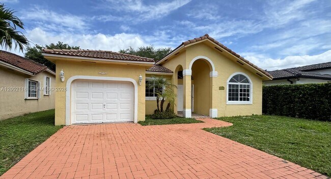 Building Photo - 15339 SW 32nd Terrace