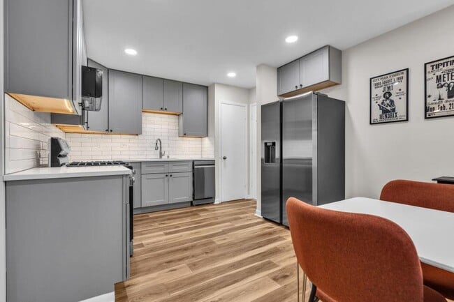 Photo - 1 bedroom in Chicago IL 60630 Unit 2NW