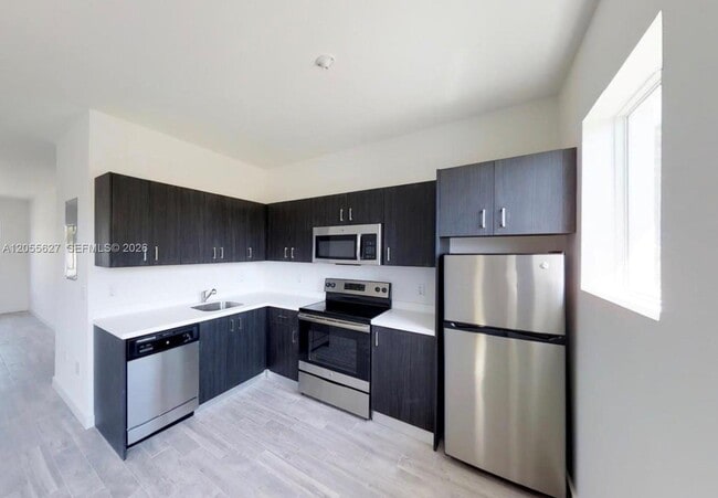 321 S Shore Dr Unit 12