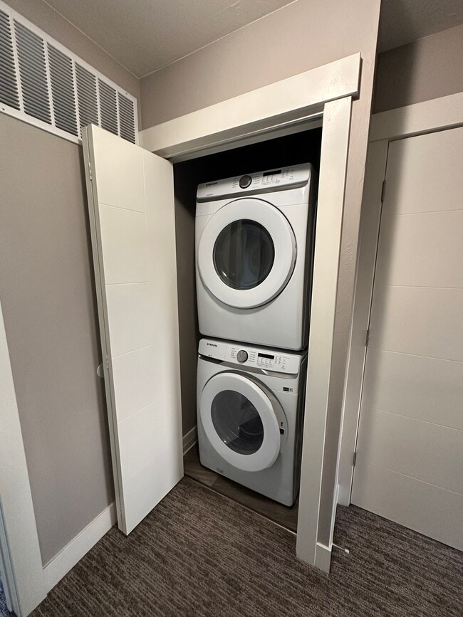 Photo - 250 Andesite Ave