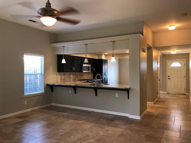 Photo - 524 W Russell Ave