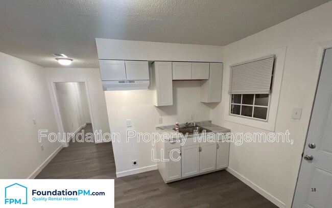 Photo - 2773 Waverly Ave