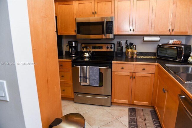 Photo - 20 NE Plantation Rd Unit 306