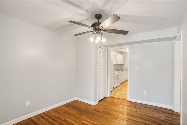 Photo - 615 Oliver St NW Unit 02