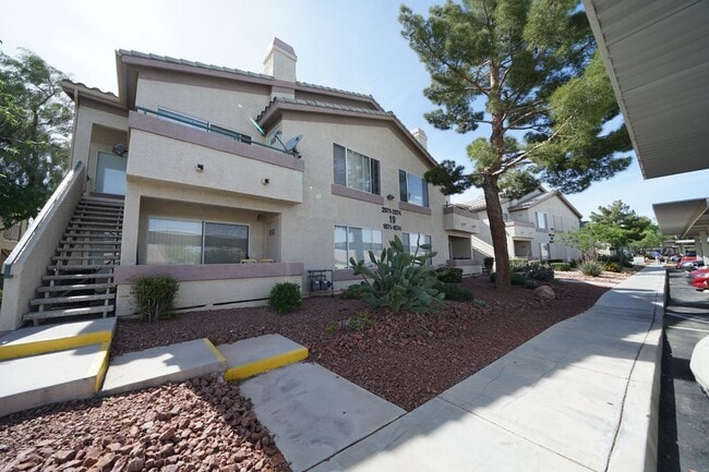 Photo - Beautiful 2 bed 2 bath upstairs unit in gated community.