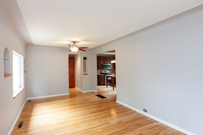 Photo - 4033 Meade St