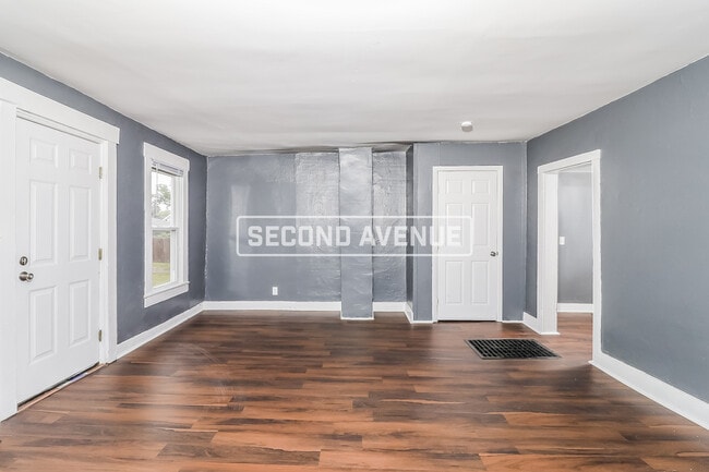 Photo - 527 Highland Pl