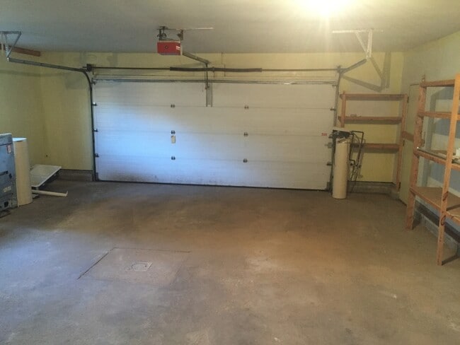 Photo - 7799 Surrey Ln