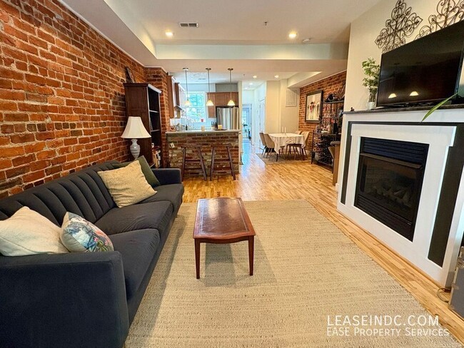 Photo - 1200 Monroe St NW Unit #B