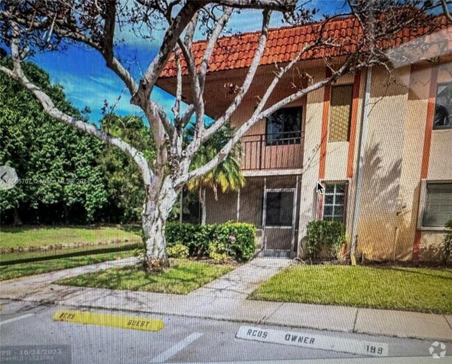 Building Photo - 369 Lakeview Dr Rental